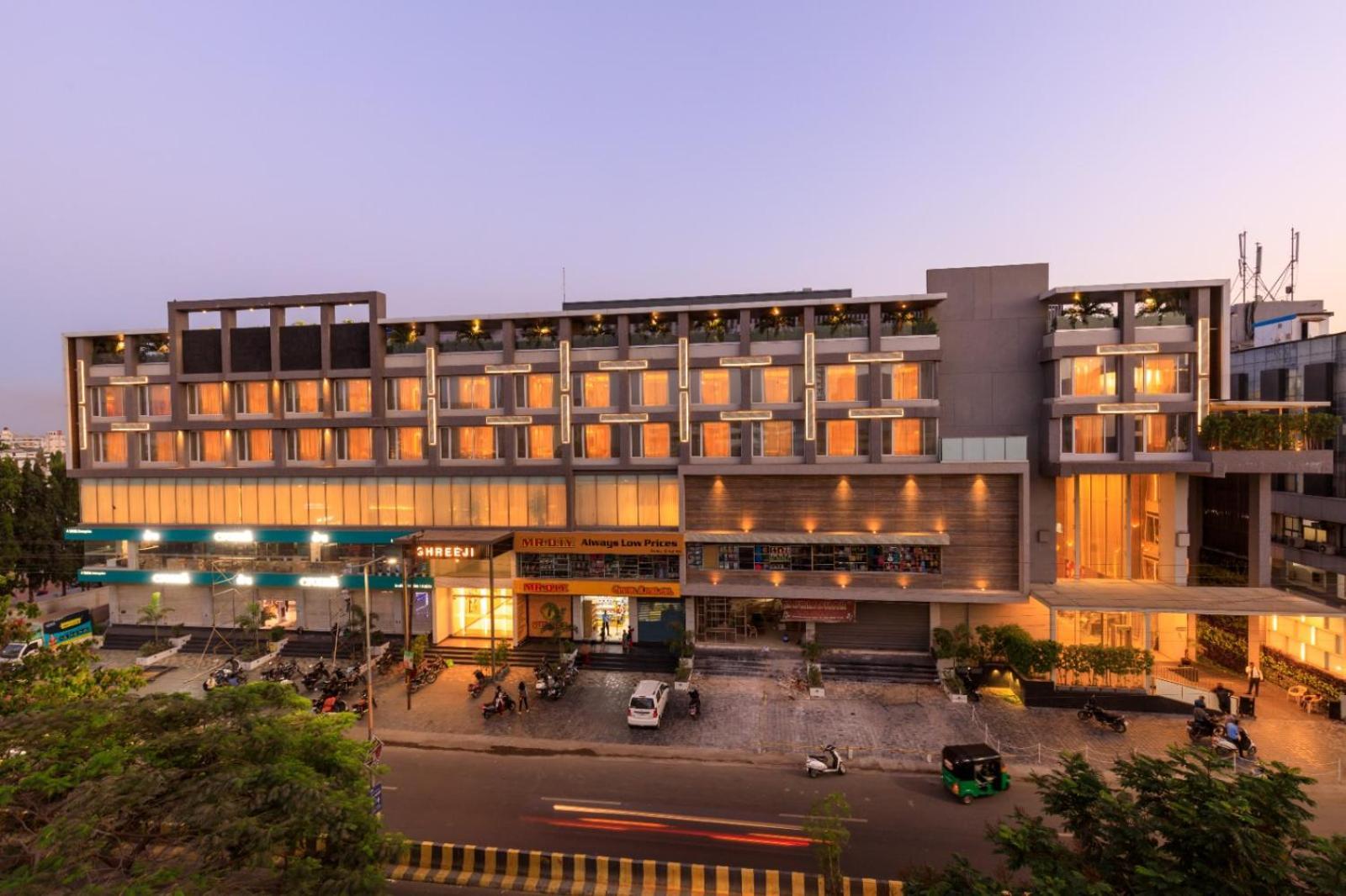 Hotel Sayaji Jāmnagar Exterior foto